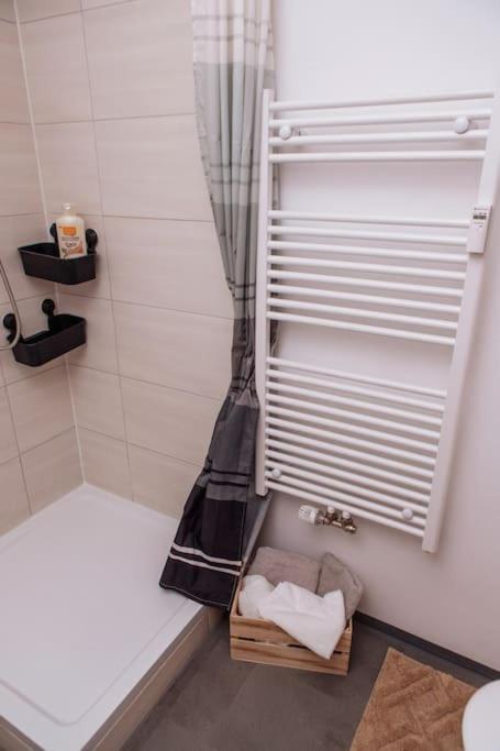 Sunny & Cozy - Netflix - Wifi - City - 4 Person Έσσεν Εξωτερικό φωτογραφία